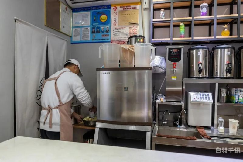 滁州回收奶茶设备店（回收奶茶店物料电话）