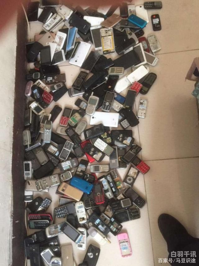 哪里回收破旧的手机（高价回收旧手机破手机）
