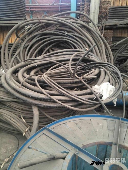 120铜4芯电缆回收多少钱一米（120五芯铜电缆价格）