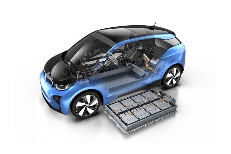 回收油电两用车电池多少钱（回收电动汽车电池）